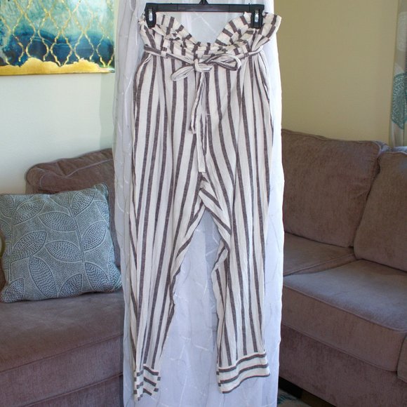 Soho New York & Company Jean | White and Dark Gray Trousers - Picture 1 of 4